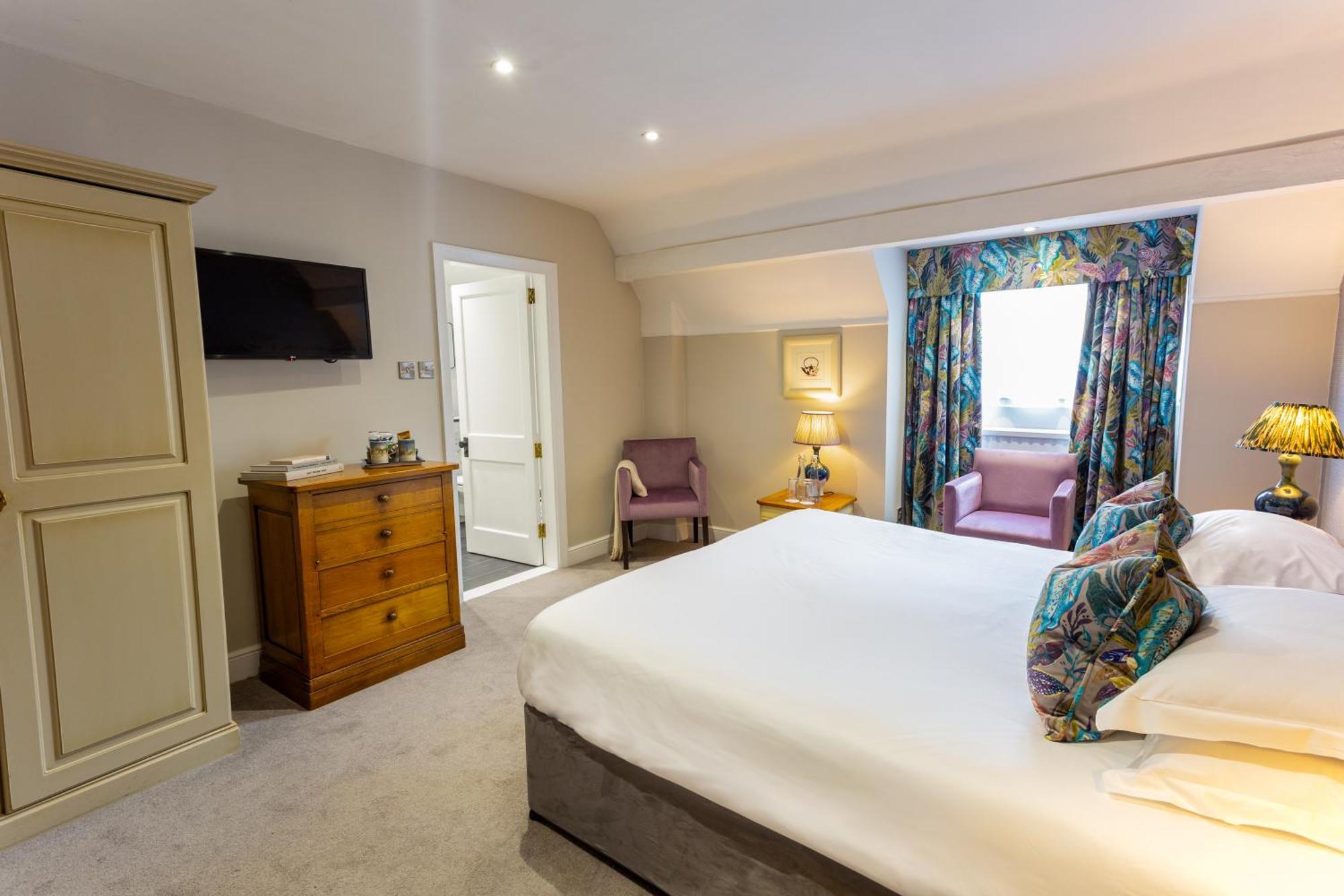 Swan Hotel & Spa Лавенем Екстериор снимка