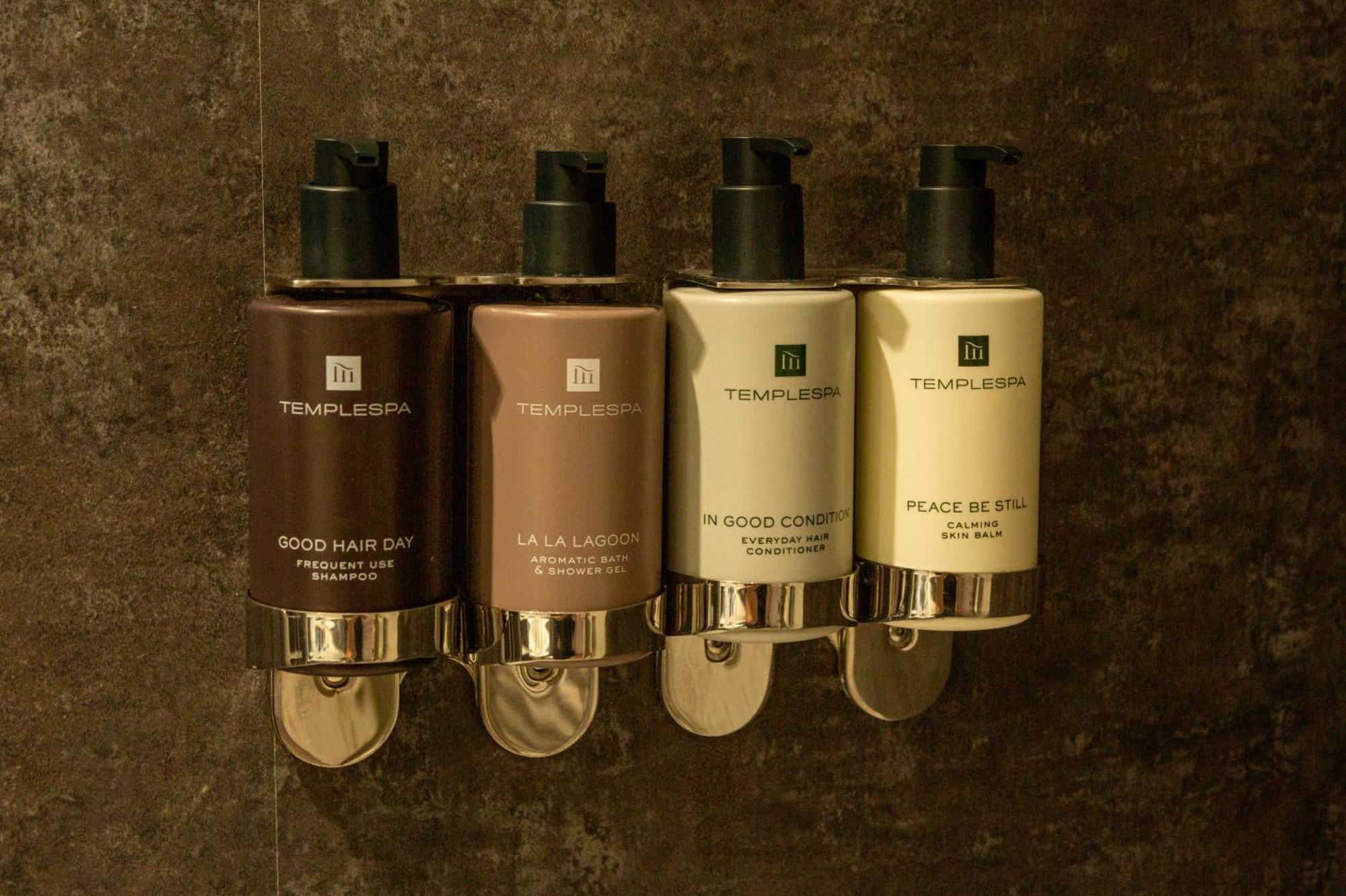 Swan Hotel & Spa Лавенем Екстериор снимка