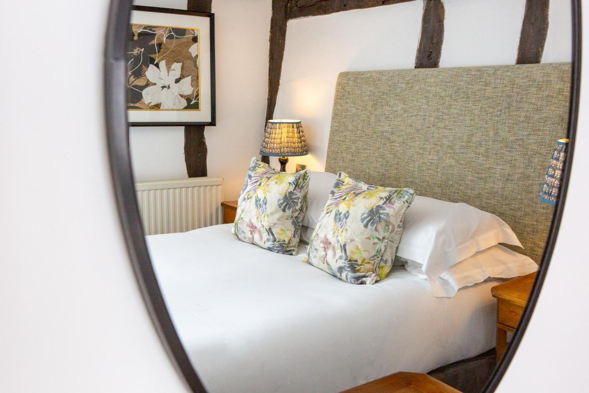Swan Hotel & Spa Лавенем Екстериор снимка