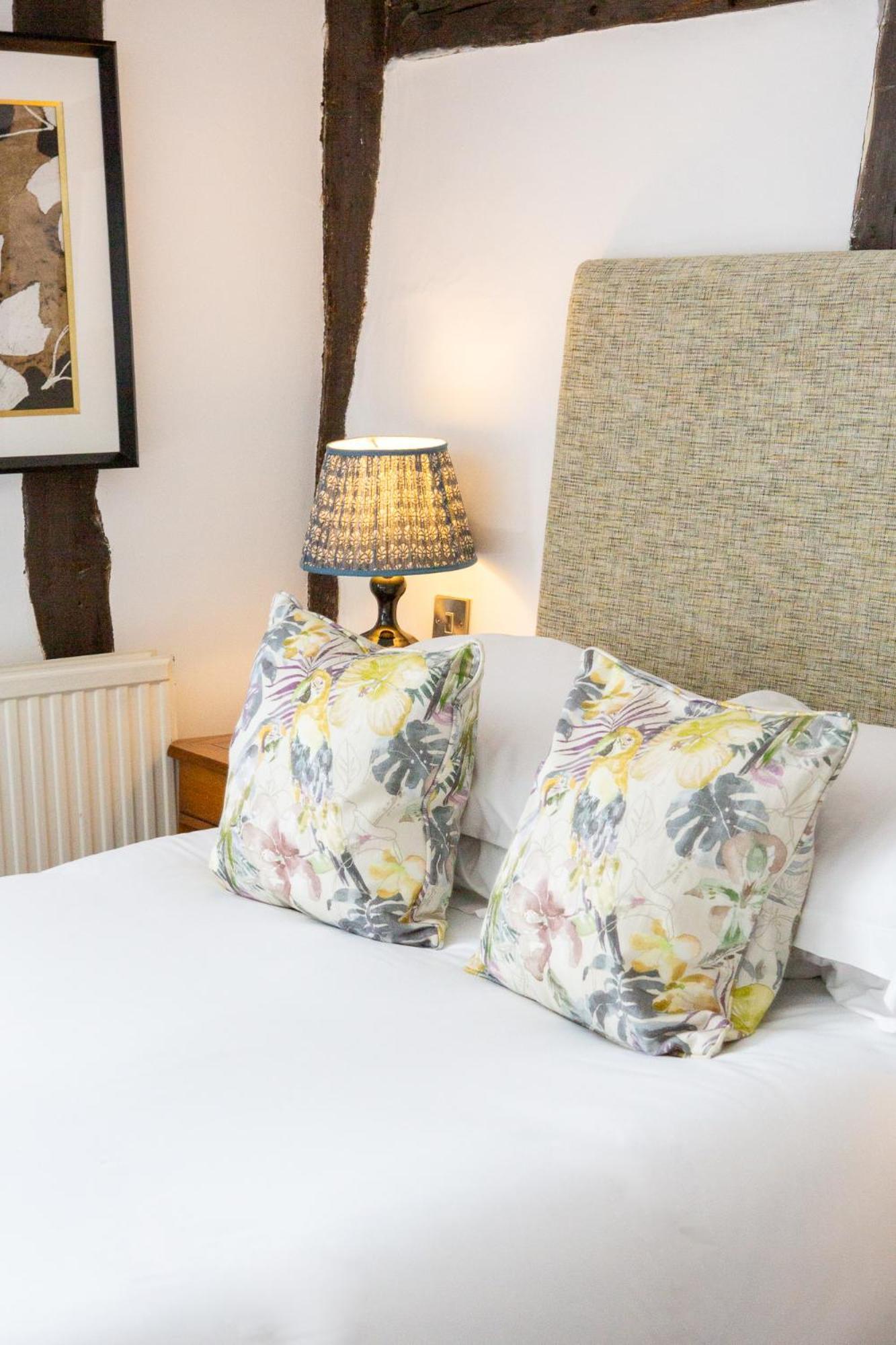 Swan Hotel & Spa Лавенем Екстериор снимка